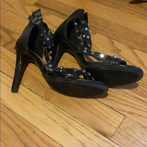 Sexy black heels - Picture 2 of 3